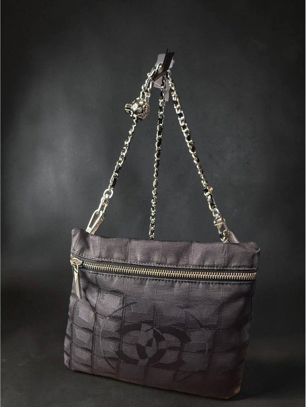 Chanel Vintage Black New Travel Line Pochette Bag w/Unbranded Crossbody Chain